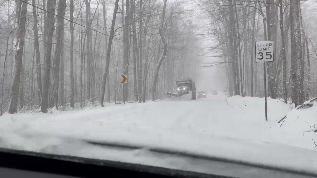 sarahbloomquist on Twitter "Plowable snow in the Poconos. https//t.co