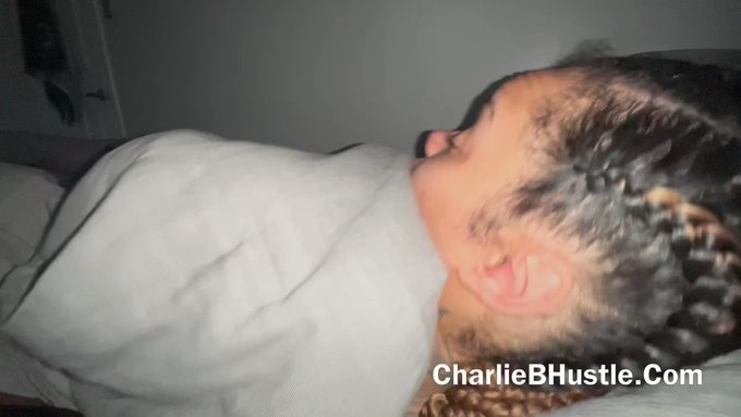 Listen to it slide in👂 😩 https://t.co/9HugkKsxnU