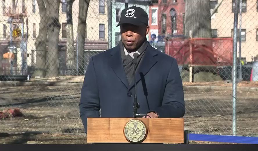 [情報] 紐約市長：KI明天就能打球 去打疫苗先