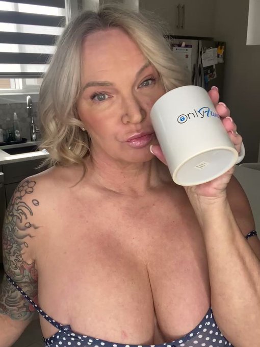 Tea or coffee? https://t.co/Fhb0hVM8MC