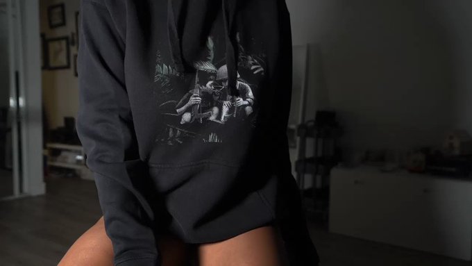 It&rsquo;s Tuesday.   😘😘💋 https://t.co/lrQqF5W99d<a href="/tag/mvsales"class="tags"><span>#mvsales</span></a>