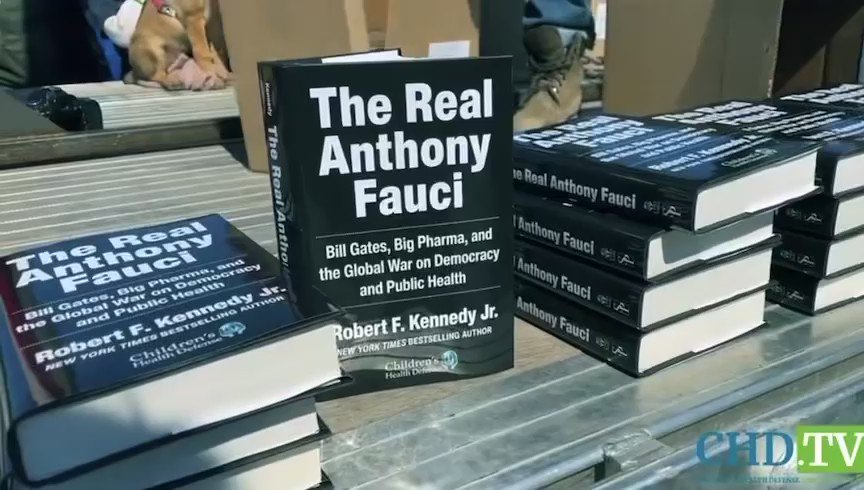 RT @RonFilipkowski: So they were handing out free copies of RFK Jr’s anti-Fauci book at the Truckers Convoy today … https://t.co/VYCcDPlEOR