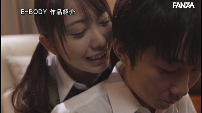 週末、両親不在の中、3人の激カワ女子クラスメイトととことんエッチなことをし続けた青年です。 https://t.co/MhB3lDTlz7