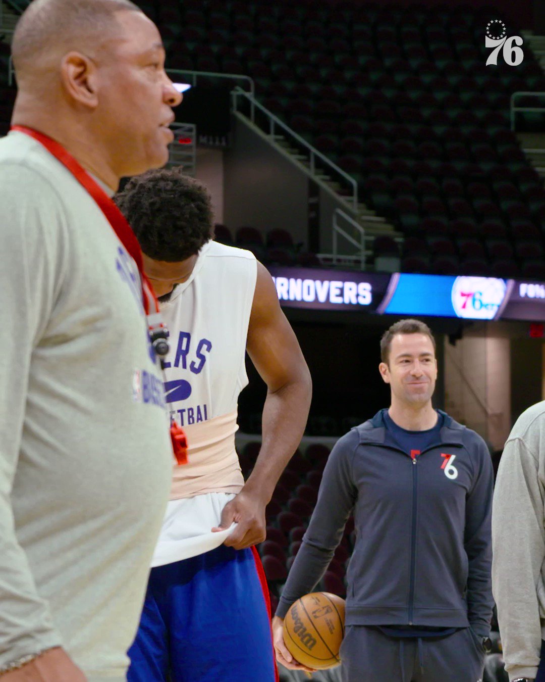 Happy birthday, Joel Embiid!

(via 
