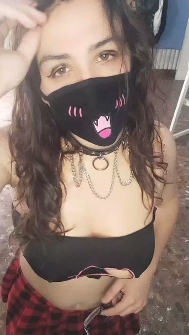 Titties ????
#femboy #sissy #horny #tranny #shemale #nude #TrapitosCalientes #travesti #crossdresser