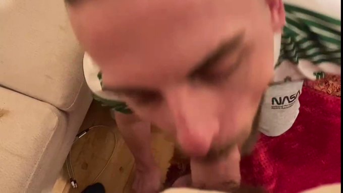 Happy St. Patrick’s day what else would I be doing, getting used by a dom lad?? ?

https://t.co/AqmuCl7Gts