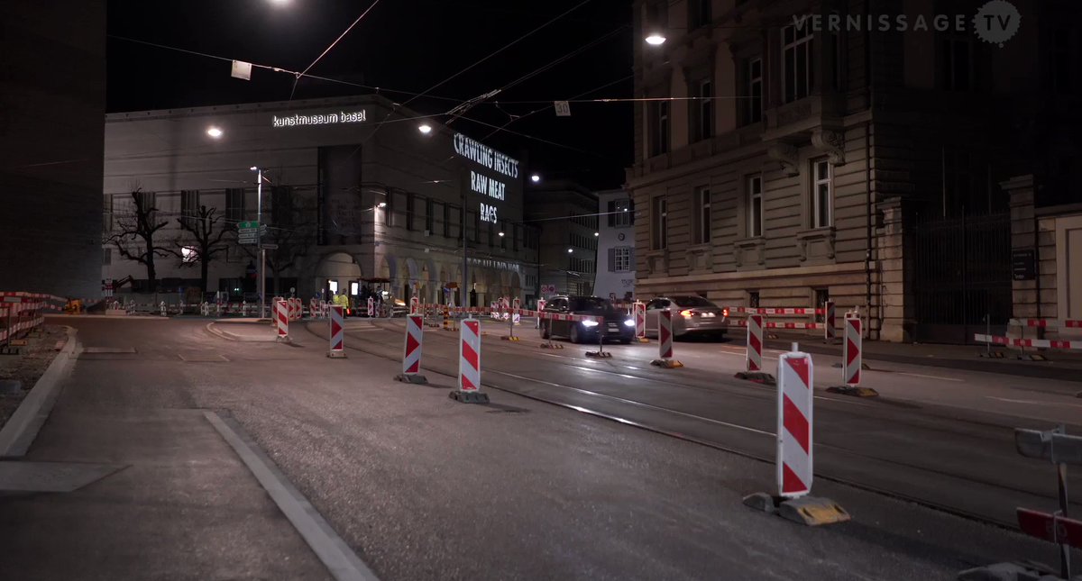 Louise Bourgeois x Jenny Holzer Projections / Kunstmuseum Basel. View full video here: https://t.co/u66Z5b0ii8 https://t.co/5VqEVjf3Ew