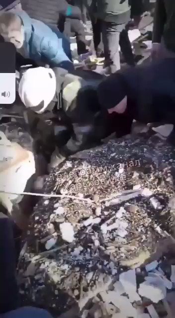 Emine Dzheppar - Terrible footage of how Ukrainian medics are trying to save the life of a little boy who was rescued from the rubble after shelling by