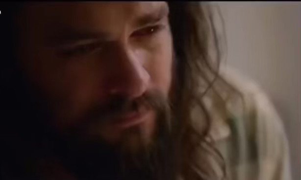 Why would someone do this to sweet Jason Momoa? He loves Jon Ossoff! 

He didn’t do it. He’s already blaming himself for leaving Jon behind. For the explosion. Who framed him????? #TheAffair https://t.co/WwbYgK2FGi https://t.co/xfvQtY53k9