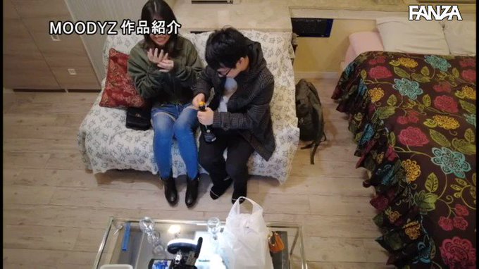 M男くんを弄って潮吹かせ

【令和がヤバい】若年エロビッチがマ●活した結果ｗｗｗ【https://t.co/F2U6nuxzge】 
https://t.co/mu5t5lbdbl