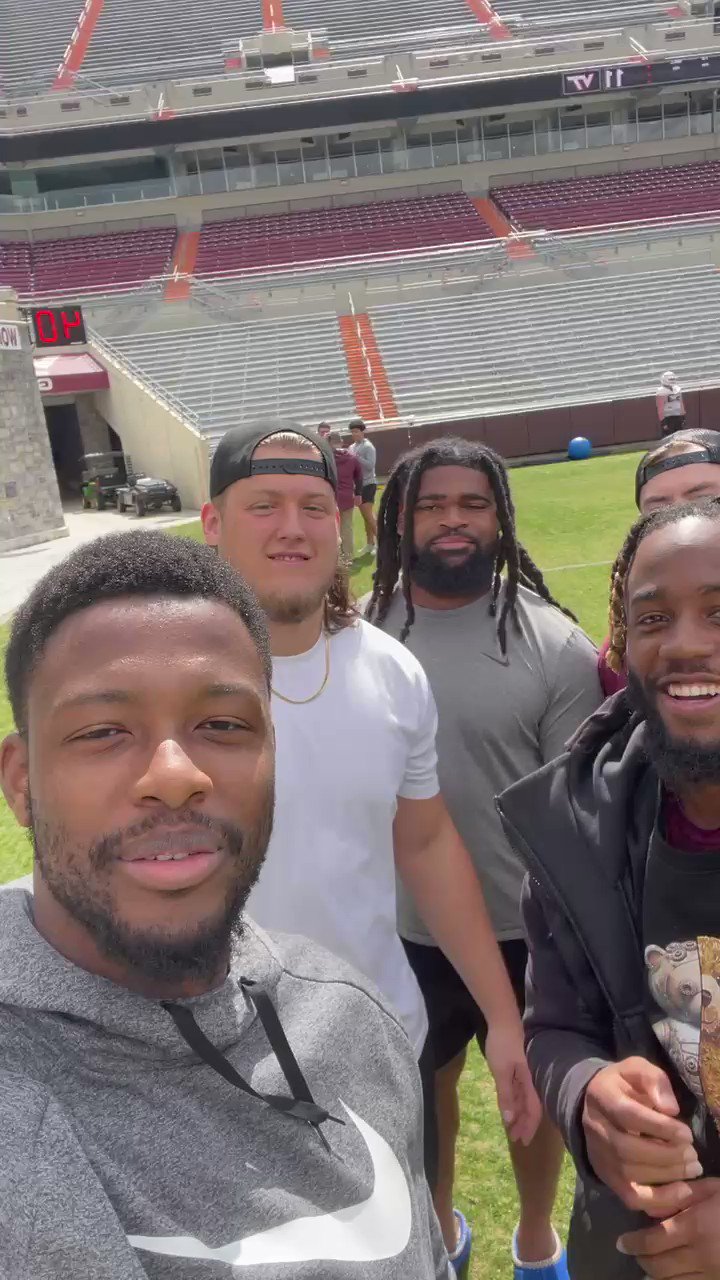 virginia-tech-football-on-twitter-can-t-forget-about-j-mitch82