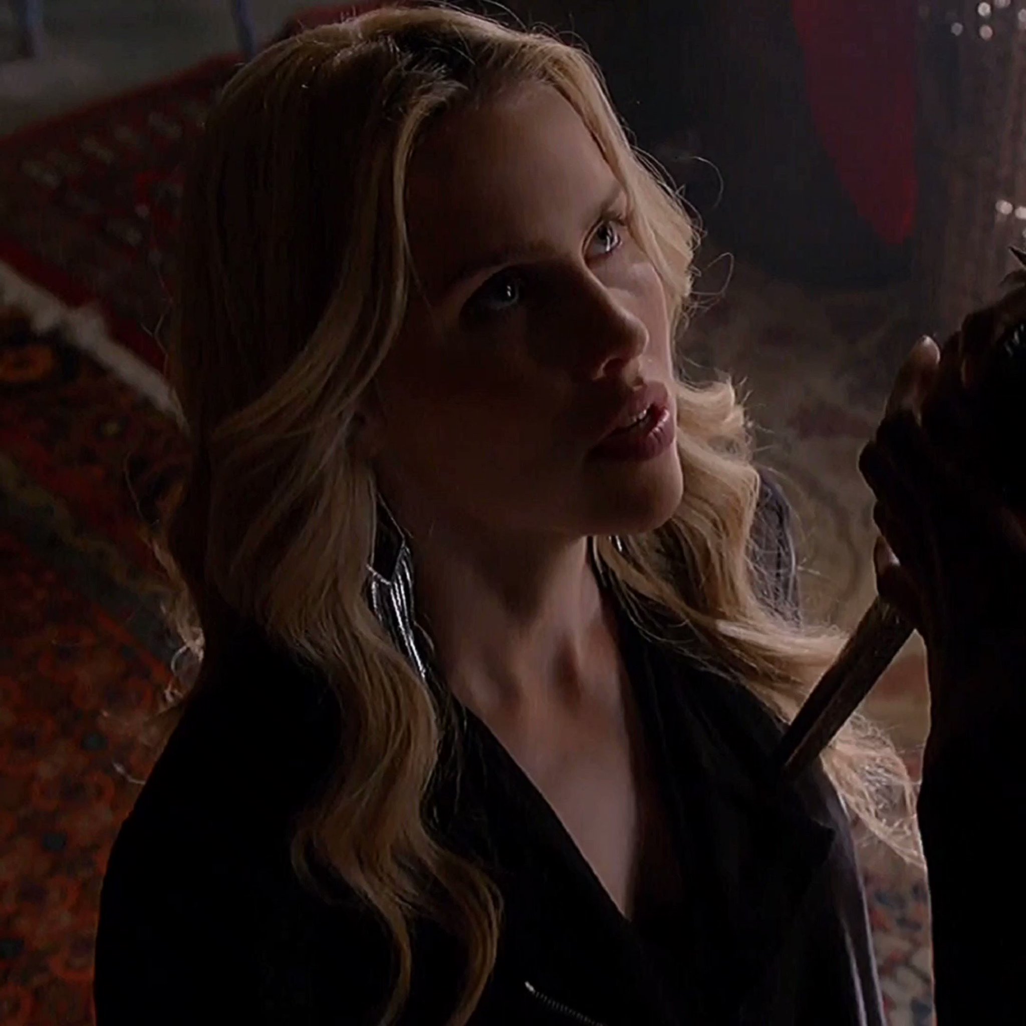Que hoy es el cumple de una de las mejores del elenco de tvdu 
CLAIRE HOLT HAPPY BIRTHDAY   