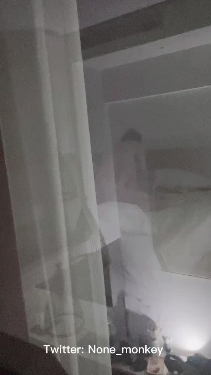 这都天亮了,真佩服老婆与单男的体力。窗外鸟语花香 房内莺歌燕舞。 #porn