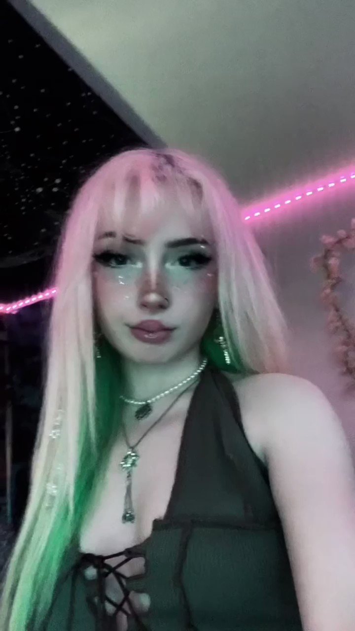 Eva Violet on X: Go on.. my second account is where Ill be posting till I  get my main back <3 t.coMBcpF8UdpQ t.corbJzQeVHpV  X