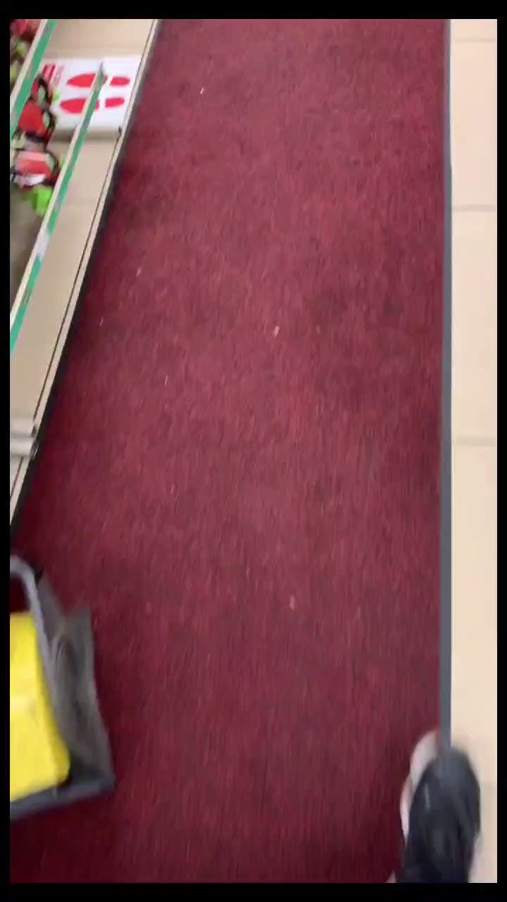 NoPauseTv on Twitter: "Oh they're slick asl.. This is in Fresno, Cali I