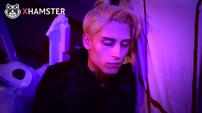 This might be too hot for some of you ...?

?? https://t.co/OOvDDh1e3V @xhamstercom #xhamster https://t