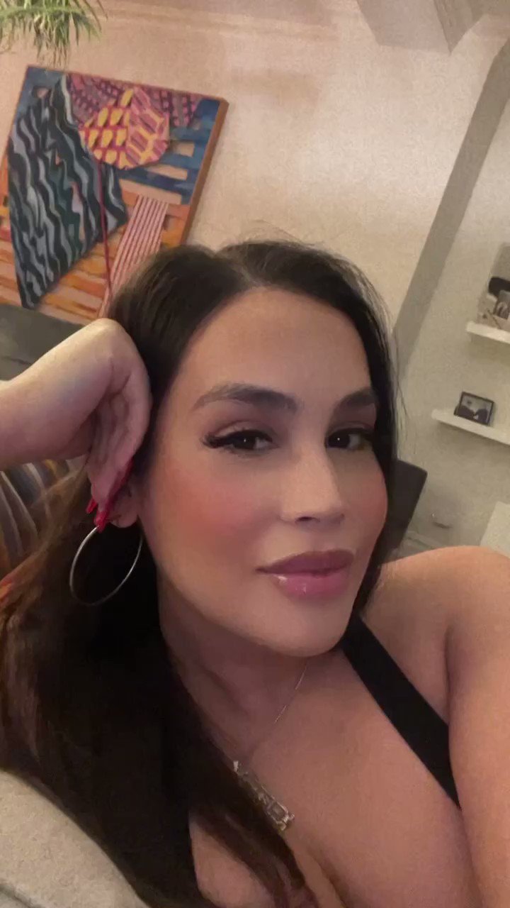 🫅🏻 King Olivia Jade on X: Now Available in Seattle Washington!  t.co4aQTwGWkkT  X