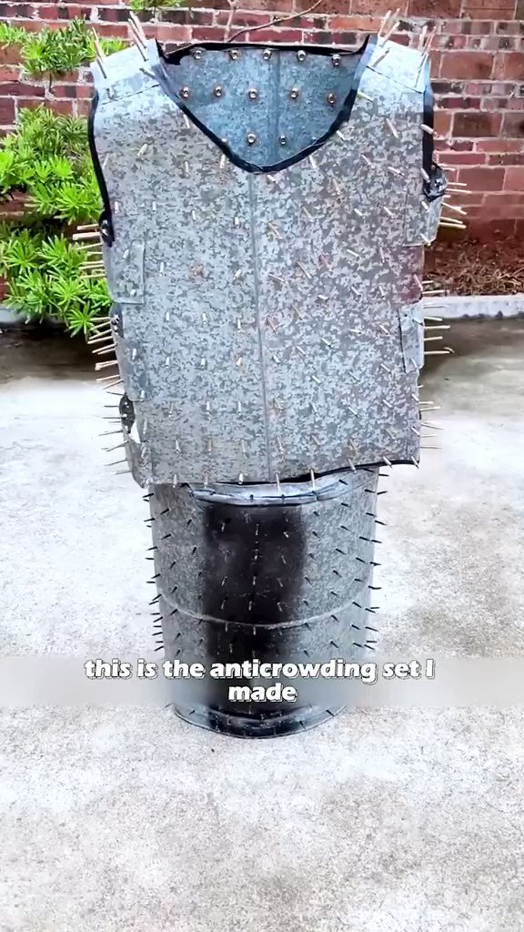 CEO of ranged toplaner hate on Twitter "mf invented bramble vest https