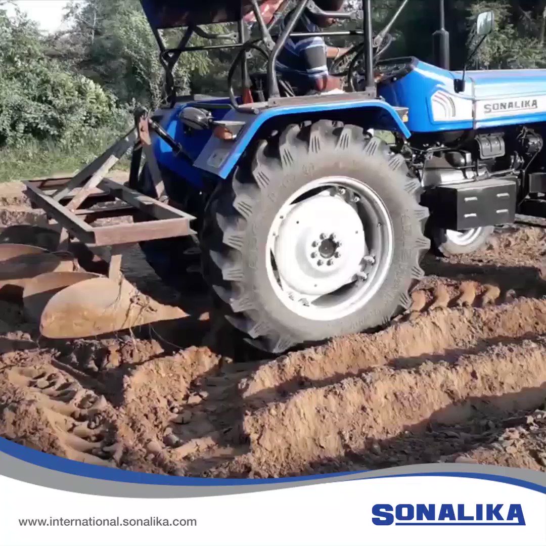 Delivering a top-notch performance! With Sonalika tractors, get a chance to take your maneuvers to the next level. Catch this farm expert utilizing plow for optimum results.

To know more, visit: https://t.co/YnBp0fdb6Z https://t.co/NVTXFwUfBu