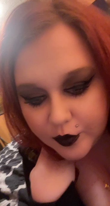 Who&rsquo;s ready for this evening live @chaturbate around 2pm link in link tree https://t.co/qInkgNZCED<a class="tags" href="/tag/chaturbate">@chaturbate</a><a href="/tag/chaturbate"class="tags"><span>#chaturbate</span></a><a href="/tag/onlyfans"class="tags"><span>#onlyfans</span></a><a href="/tag/pornhubmodel"class="tags"><span>#pornhubmodel</span></a>