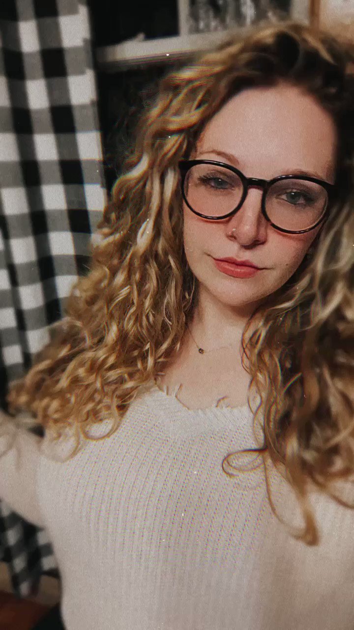 @boobsie_madisons video Tweet