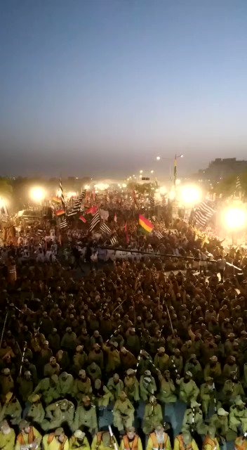 RT @MediaCellBNP_: Tsunami of the people in Islamabad. This selected govt. has to go now. https://t.co/3sMHRBRjHj