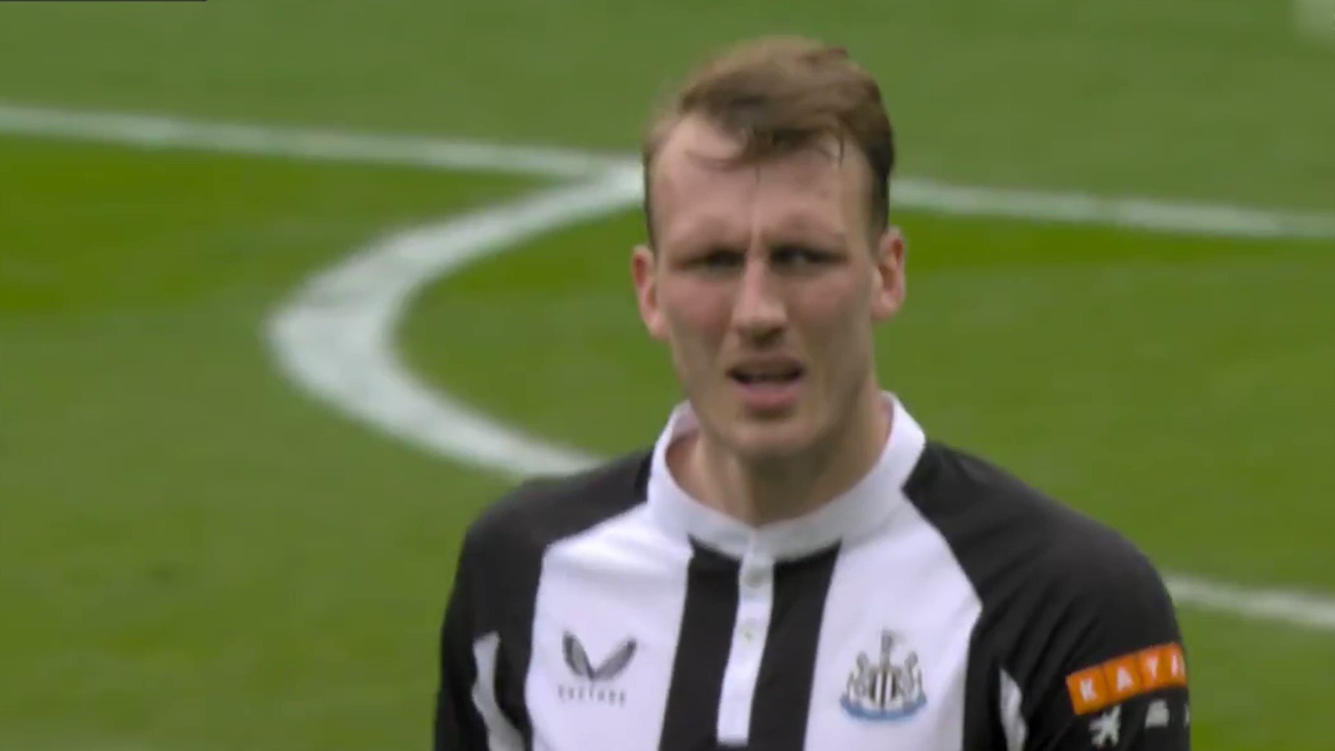 Daniel Dan Burn The Great Wall Of Newcastle T Co Frnrn3iozj Twitter