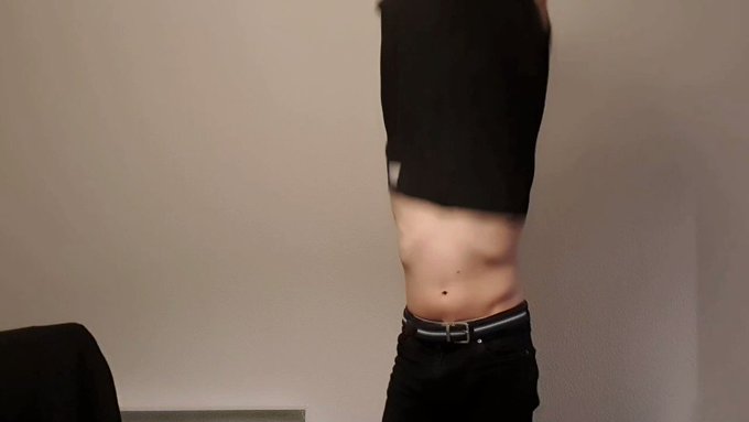 Clip from a video I'm going to post on JFF soon ! Have fun ! #gay #porn #pup #puppy #anal #fingering
