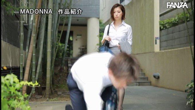 面倒見の良い女上司には甘えたくなりますよね。 https://t.co/msVGyqj35d