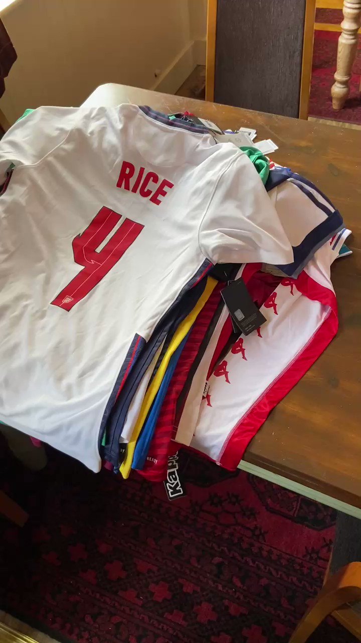 PDX Jerseys (pdx_jerseys) / Twitter