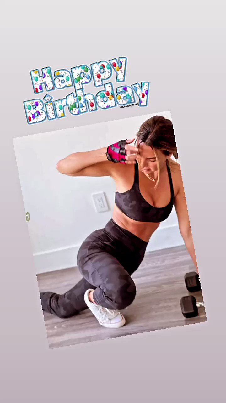 Vía IGStory Happy Birthday 
Elizabeth Gutiérrez   