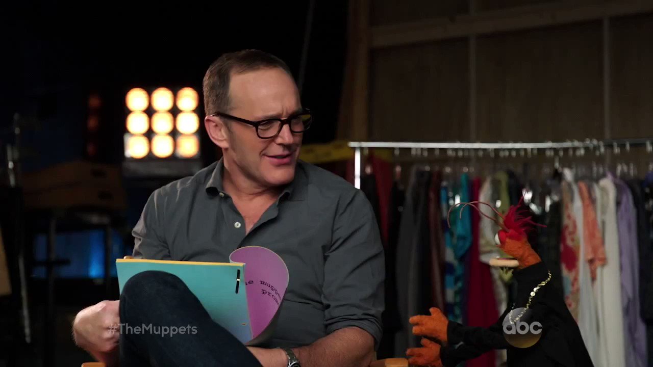 Happy Birthday, Clark Gregg! Throwback to 7 years ago for a couple promos he did with The Muppets. 