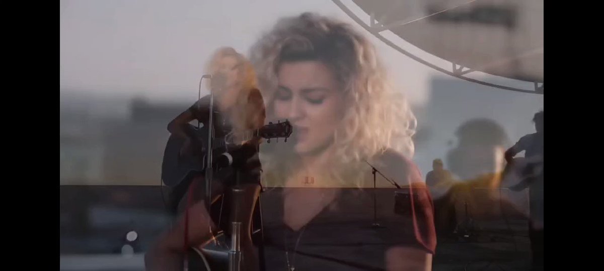 RT @leonasbun: Tori Kelly is the best singer we have atm. She really sings from her heart https://t.co/Nn5qAwuoRF