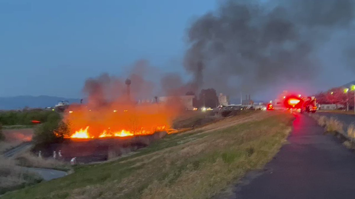 久留米市新合川１丁目付近で枯草火災 激しく燃える 火事情報 久留米ファン