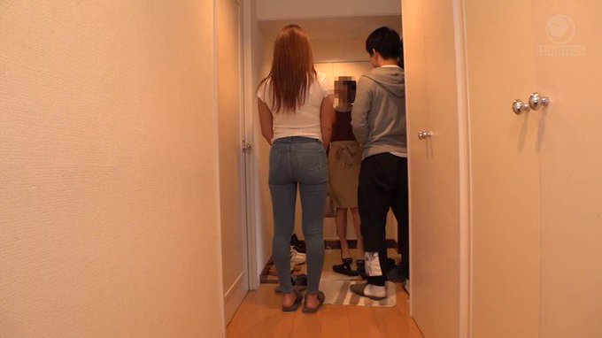 旦那の単身赴任中、巨乳叔母さんのドスケベおっぱいが大好きすぎて2人きりの自宅で孕むまで何度も中出しした2 REMI https://t.co/kxeOSV7AeX