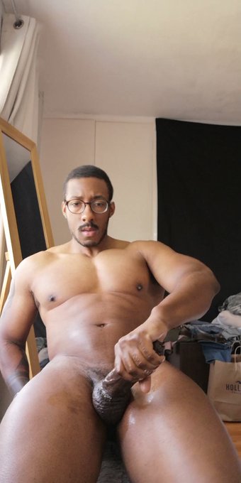 An oldie but you sill like it.
??????

New vids and photos https://t.co/ERyzuard6Z https://t.co/Hy52