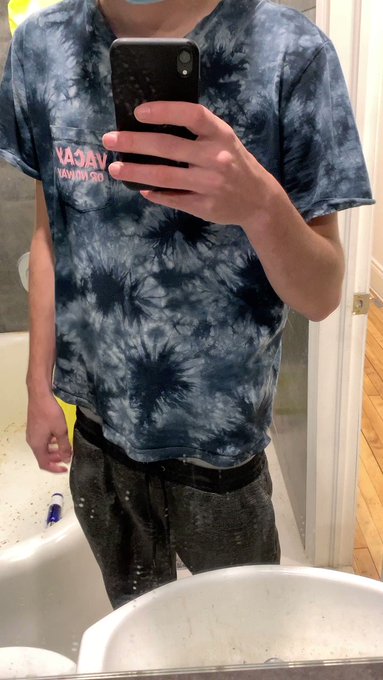 Live in 20😝 check my bio for link https://t.co/ny0ukgczhK<a href="/tag/porn"class="tags"><span>#porn</span></a><a href="/tag/bigdick"class="tags"><span>#bigdick</span></a><a href="/tag/pornhub"class="tags"><span>#pornhub</span></a><a href="/tag/onlyfans"class="tags"><span>#onlyfans</span></a>