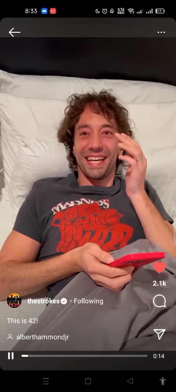 Happy 42nd birthday to my favorite Gibraltarian, Argentine, Austrian, and Peruvian rich kid Albert Hammond Jr! 