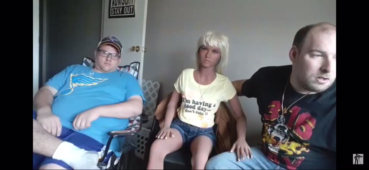 This guy having to say what he likes best about his friend’s sex doll live on YouTube is the greatest thing I’ve ever watched 