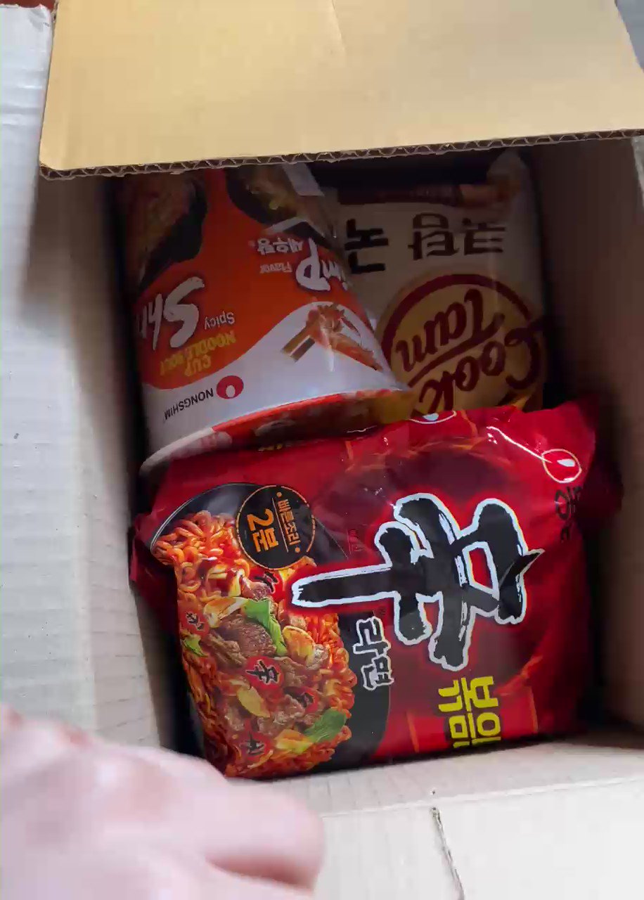 Woori Mart (WooriMartTH) / Twitter