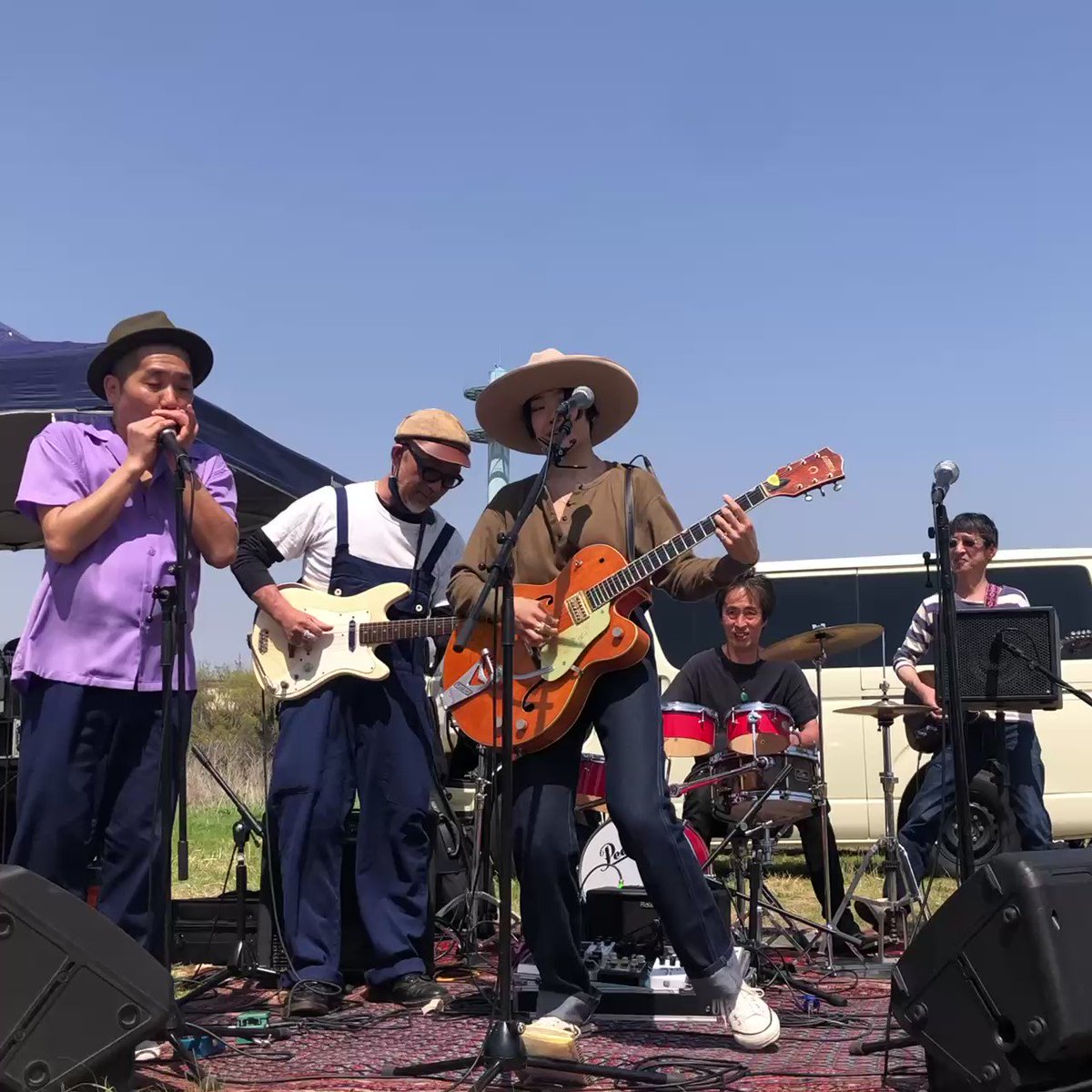 iPhone のシャッフル再生で出てきたchocco blues chopが素敵すぎて
なんだろこのCD って思ったら　厚木の #vmrs で手に入れたんだった
毎年トライアンフやvtwinのエキゾーストノートに微笑みが止まりませんよ
#blues向上委員会 