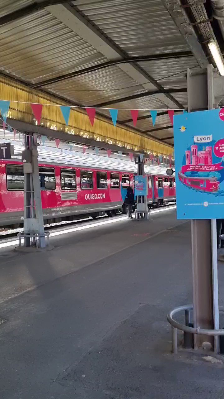 JeanMarc De Jaeger on Twitter "🚄 11h17, en gare de ParisAusterlitz