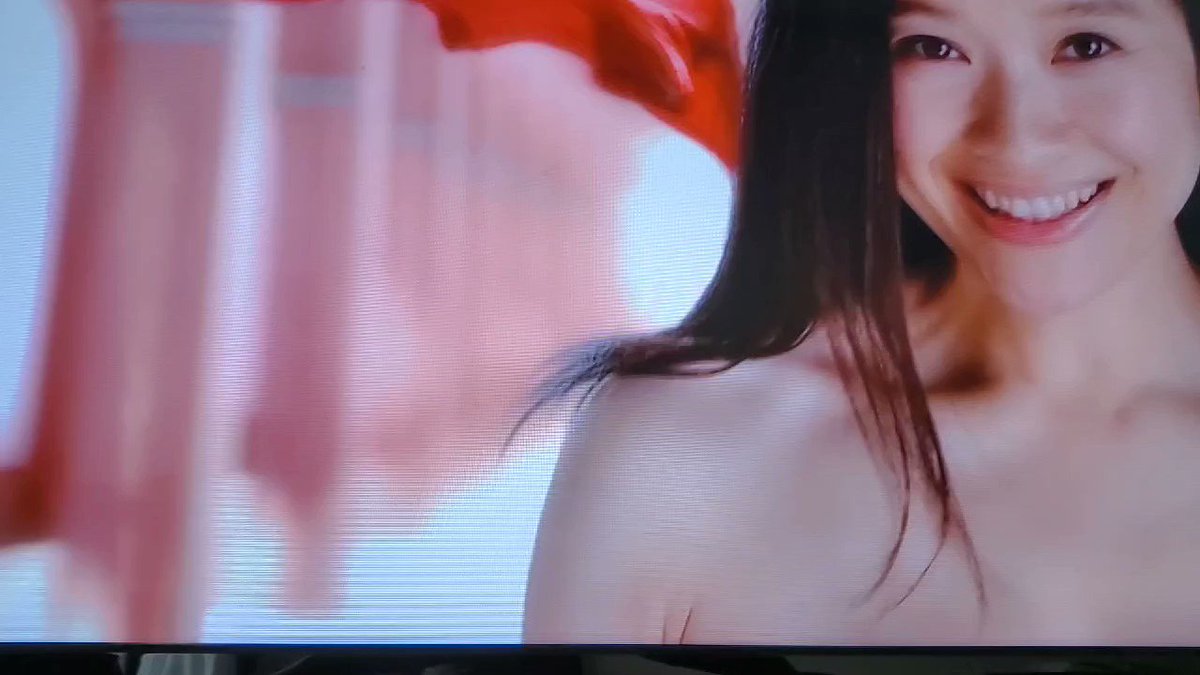 篠原涼子 gif ラストシンデレラの広斗くん。 めちゃくちゃエッチじゃないかい😳😳😳 市川由衣ちゃんも大胆だね。くらくら😵🌀しちゃいます。  最初は、いい加減だったけど、段々と素直になるんだよね。 カッコいいのは変わらないわ😅 #ラストシンデレラ #三浦春馬 #篠原涼子 ...