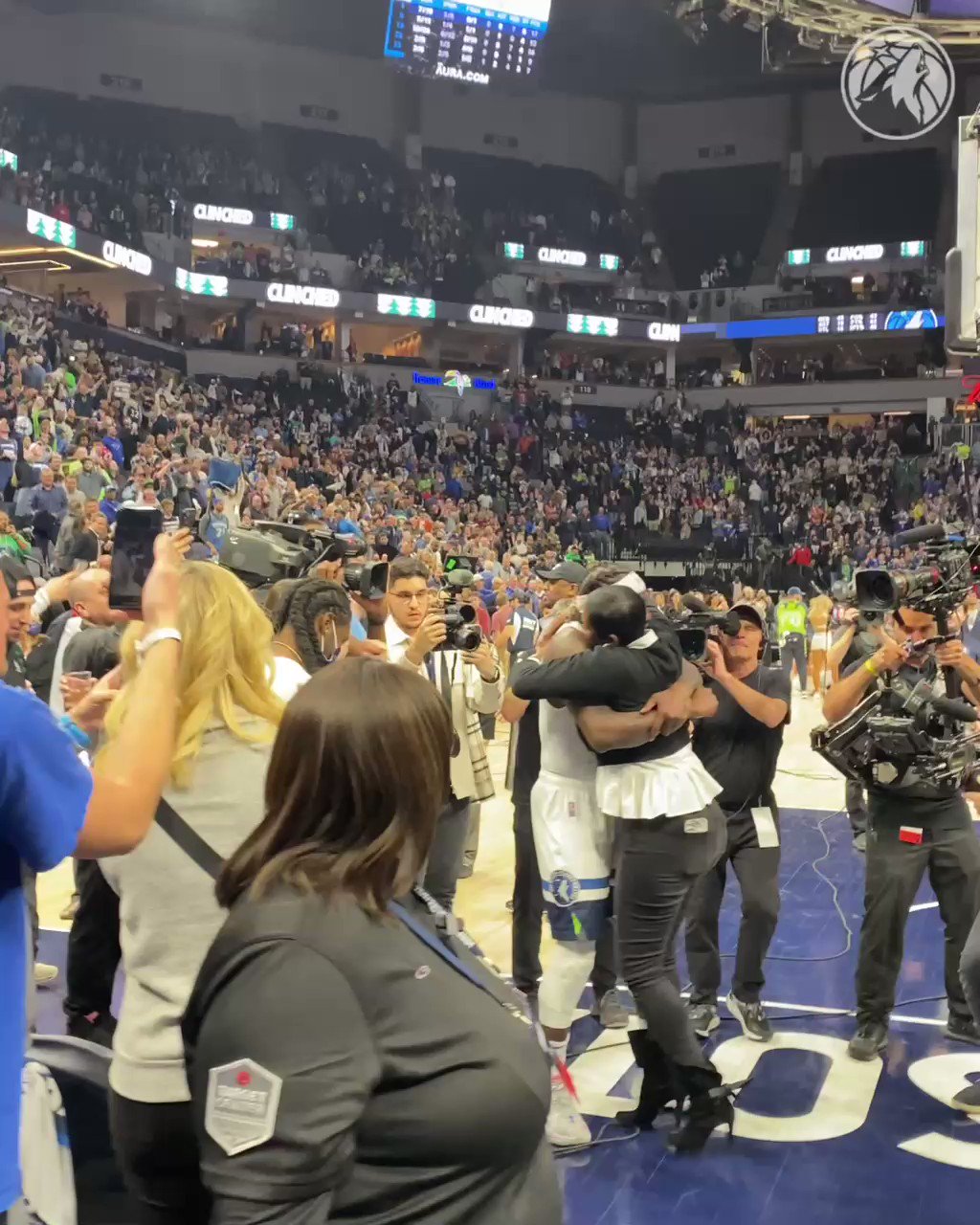 [花邊] Patrick Beverley賽後激動落淚