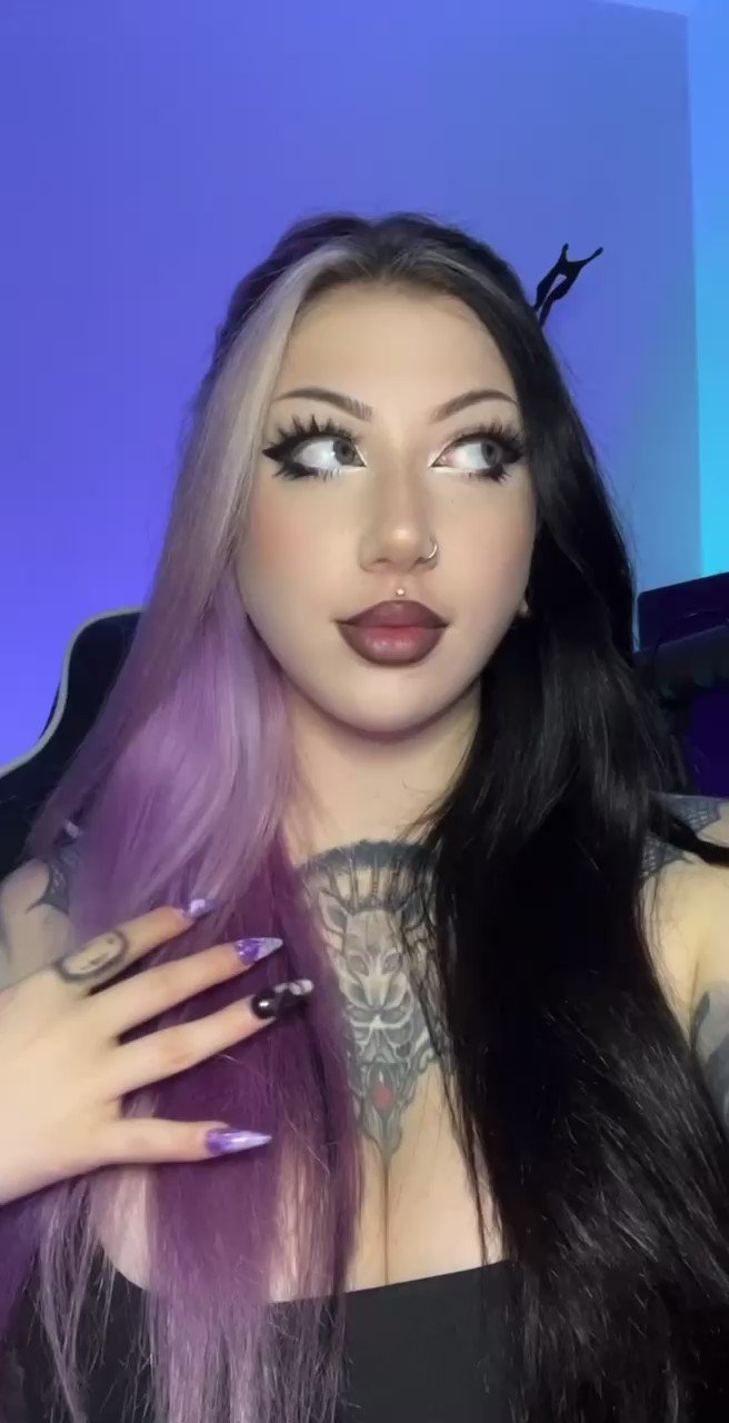 dakotaalxandra on Twitter: “Mini tattoo tour 4 u🖤 https://t.co