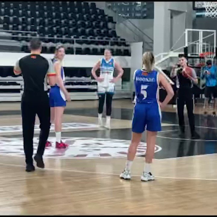 Out of Context Women's Basketball on Twitter: "https://t.co/ng9WdOHs7c" / Twitter