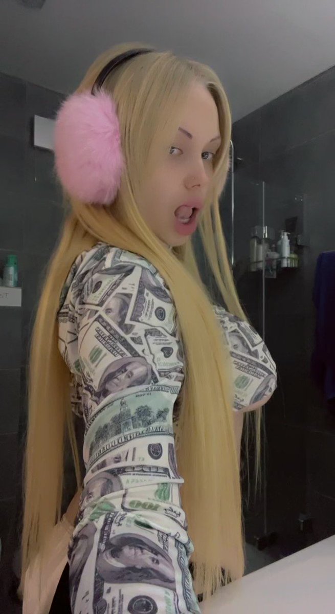 Model - Goddess Misha Goldy forcedintox