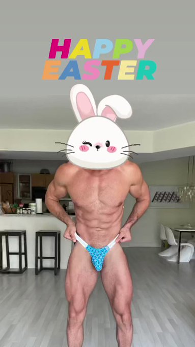 Happy Easter ? https://t.co/IhBjl13BTT
