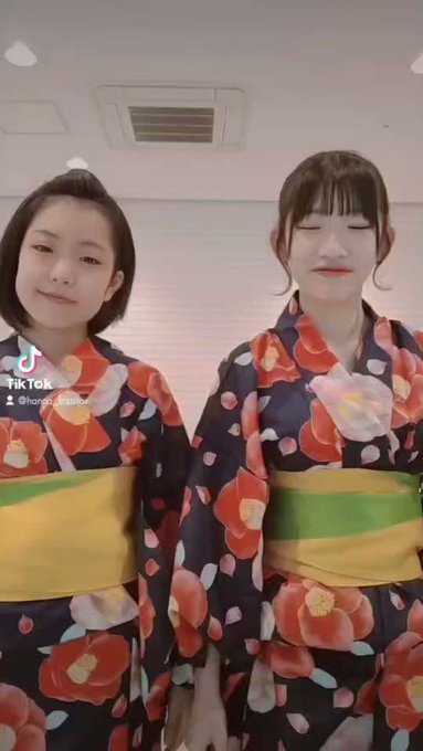 Twitterのコスプレ動画1