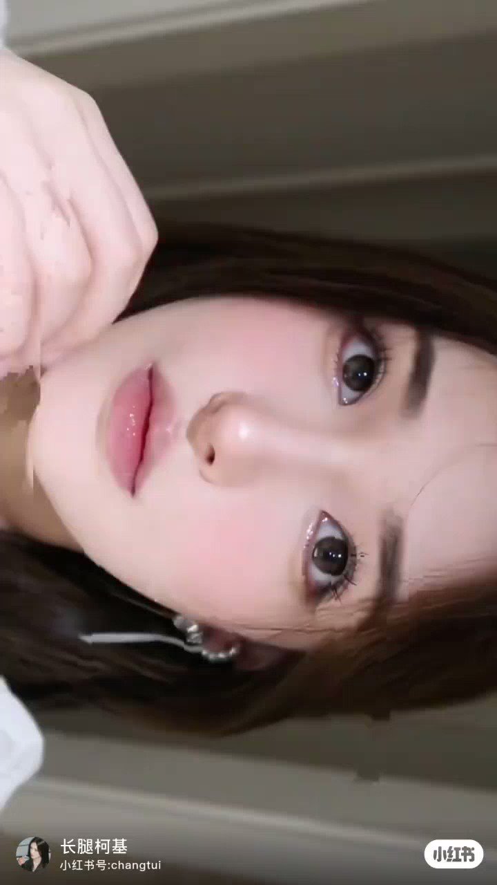 Yuri醤 中国小紅書 Red インフルエンサー Chaichai Red Twitter